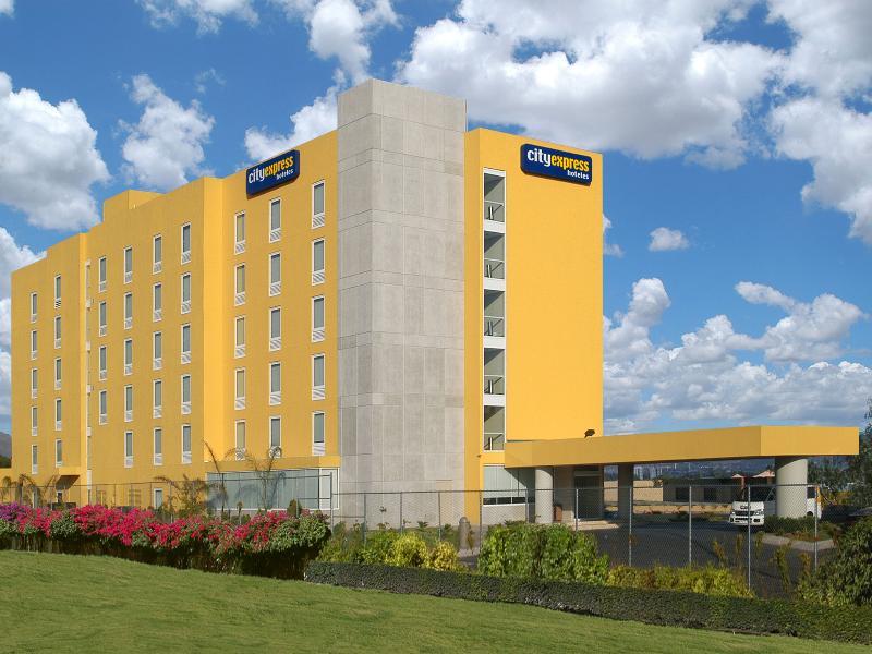 Express By Marriott Guadalajara Aeropuerto Hotel 3*